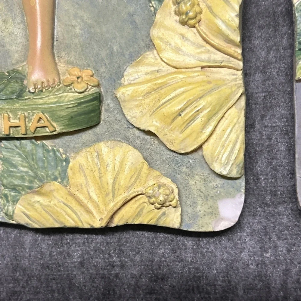 4 Vtg ALOHA Wall Plaque 3D Hula Woman & Ukulele‎ Hawaii 4.5